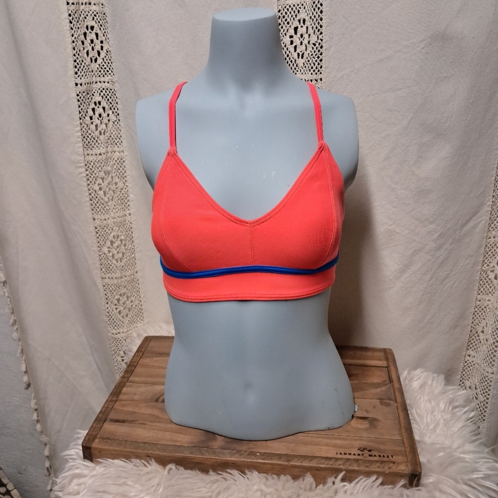 Piha Bikini Top Size 8 NWT